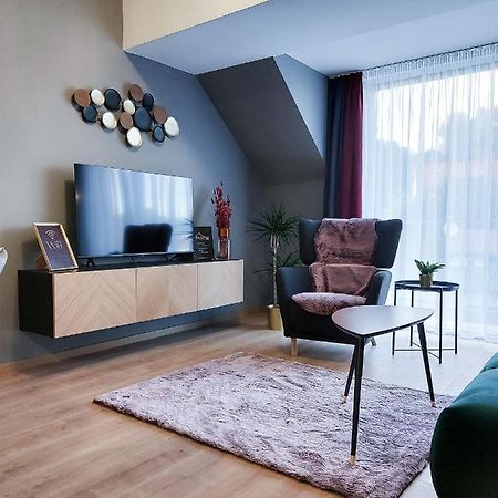 Linden Apartman 107 Glamour (Adults Only) Mosonmagyaróvár 外观 照片