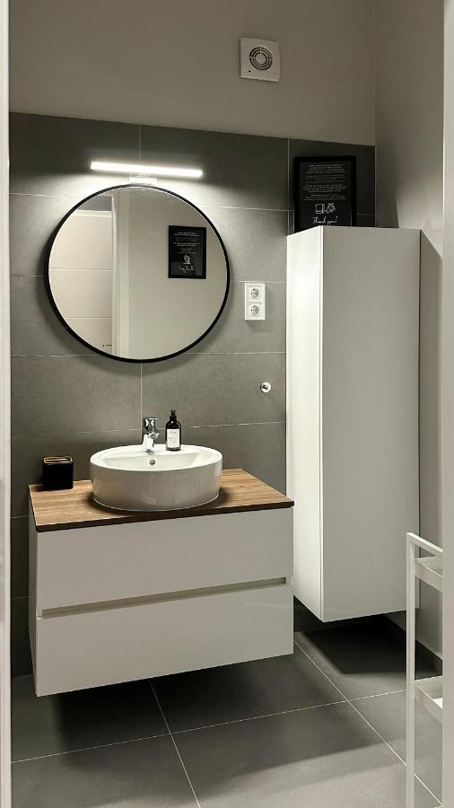 Linden Apartman 107 Glamour (Adults Only) Mosonmagyaróvár 外观 照片