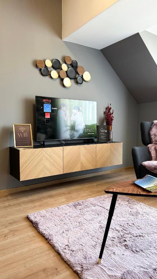 Linden Apartman 107 Glamour (Adults Only) Mosonmagyaróvár 外观 照片