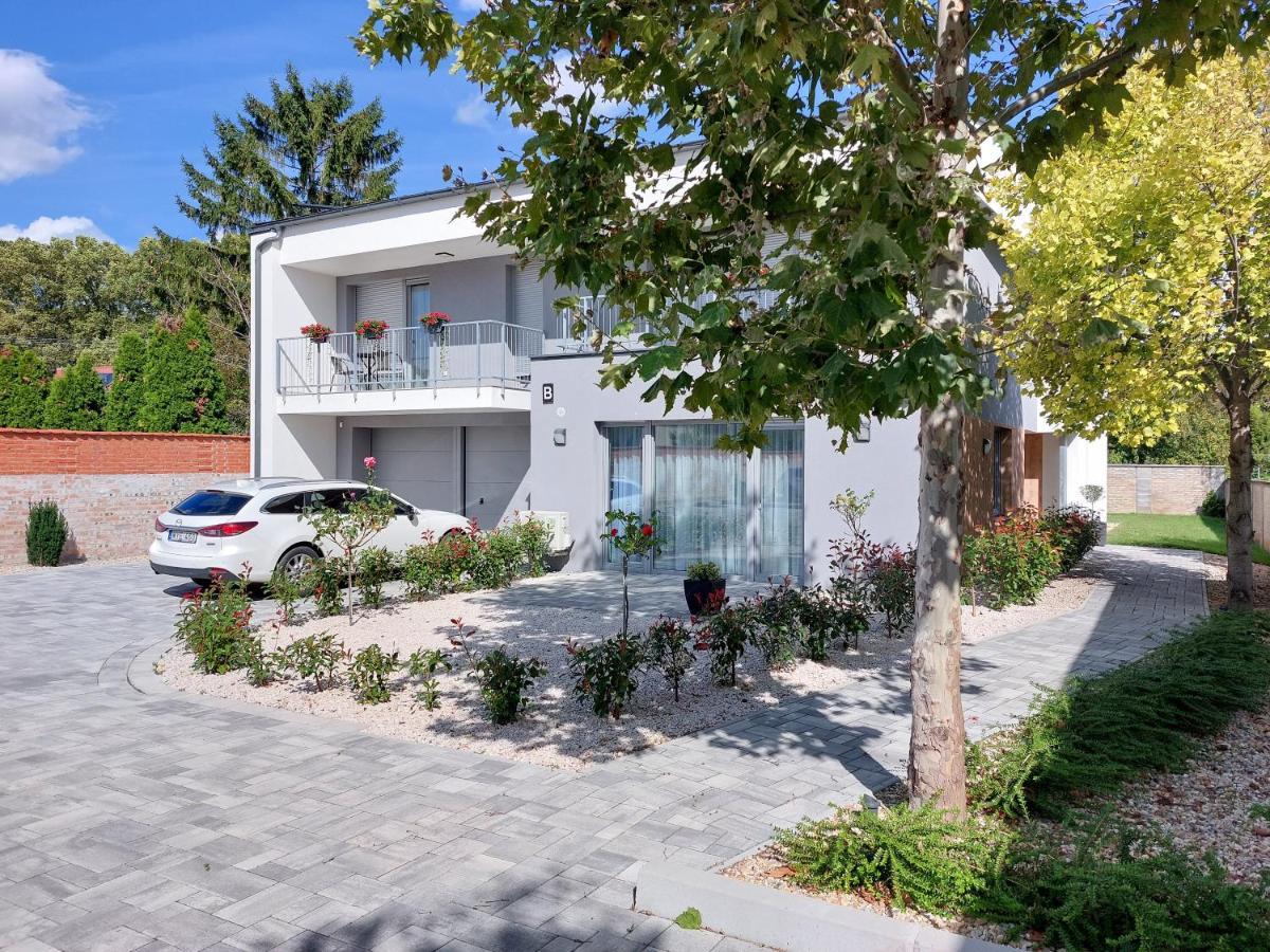 Linden Apartman 107 Glamour (Adults Only) Mosonmagyaróvár 外观 照片